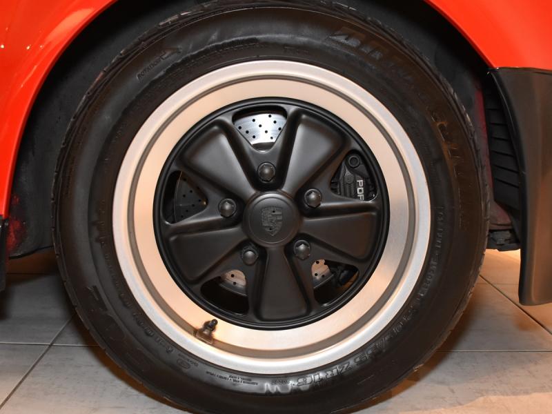 ポルシェ　911(Type930)