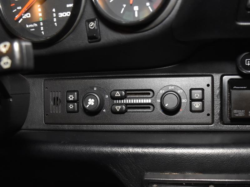 ポルシェ　911(Type993)