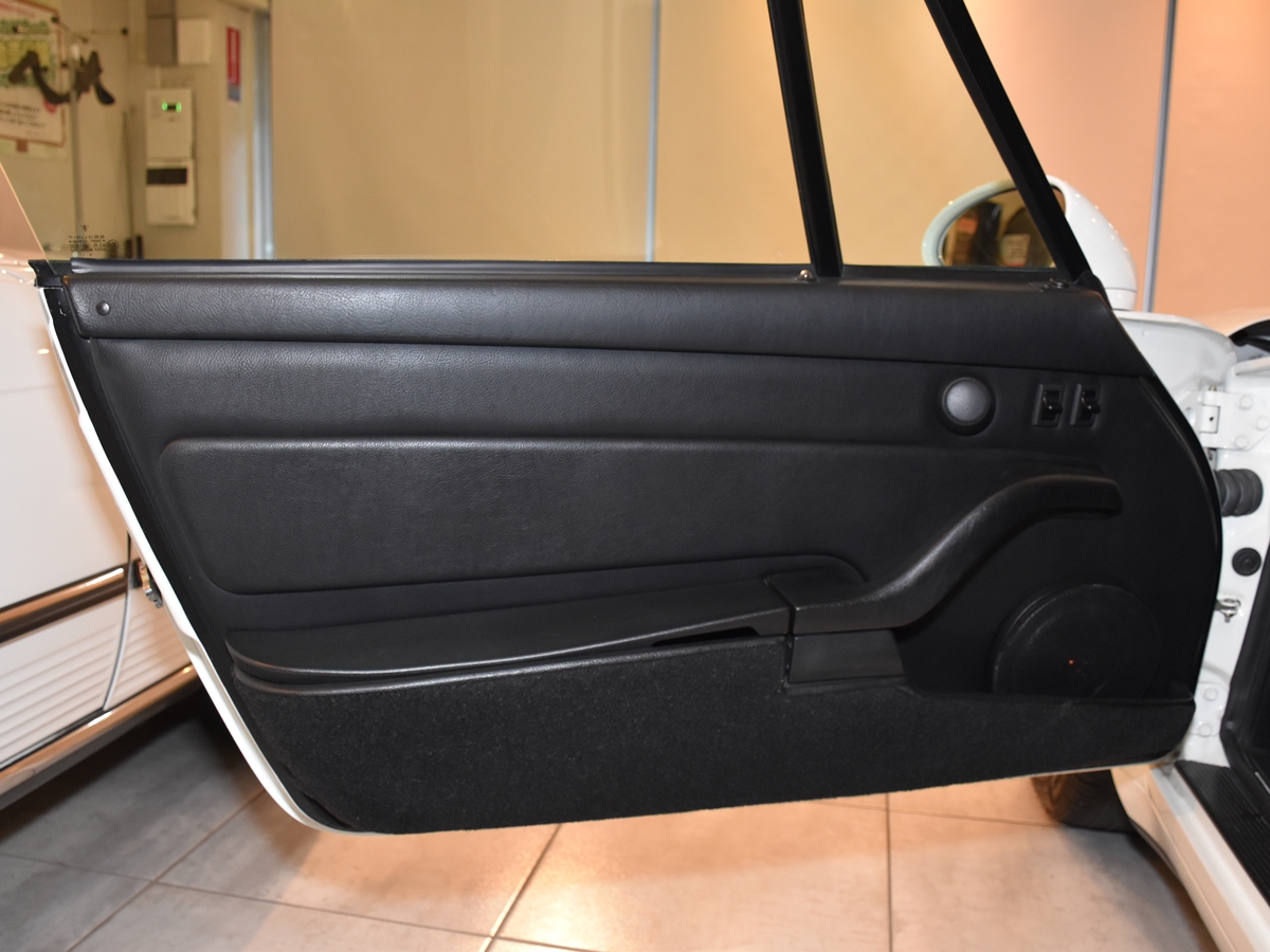 ポルシェ　911(Type993)