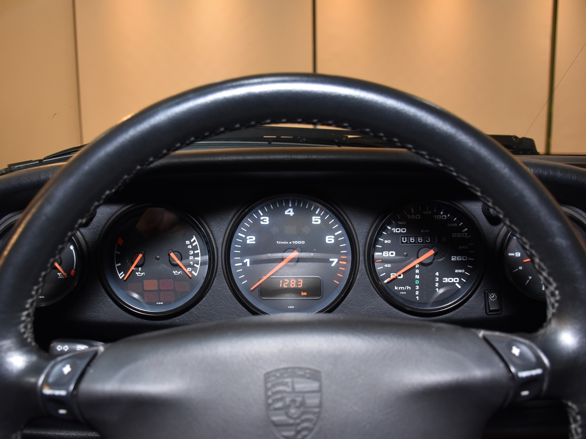 ポルシェ　911(Type993)