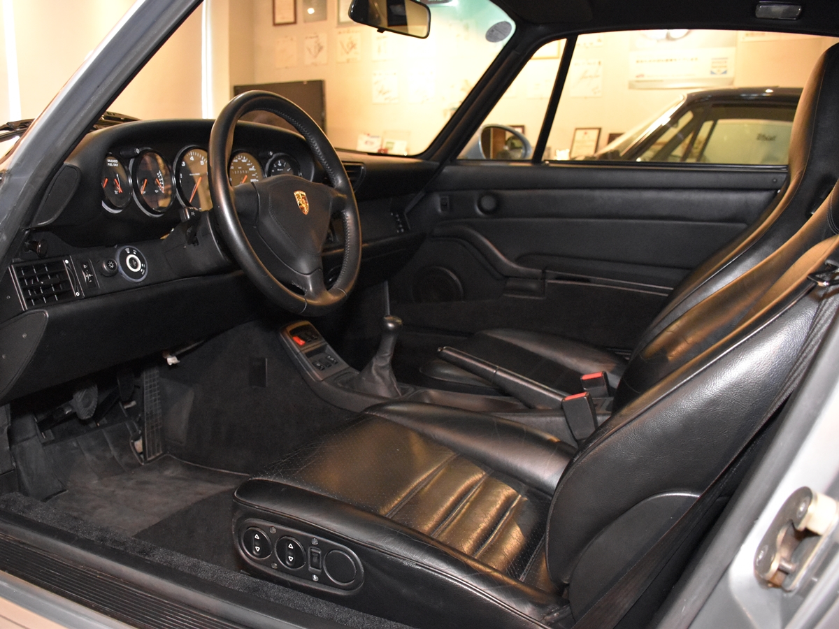 ポルシェ　911(Type993)