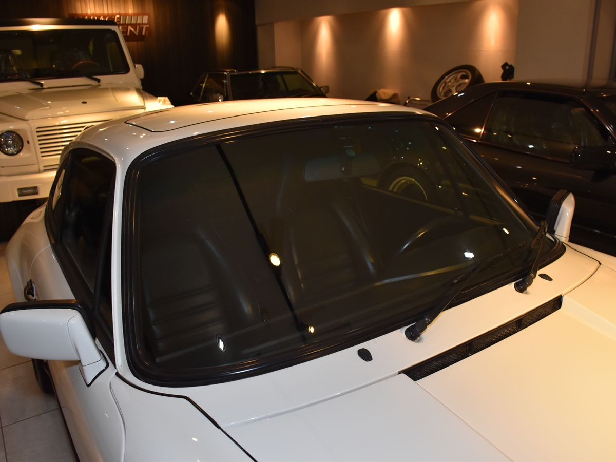 ポルシェ　911(Type930)