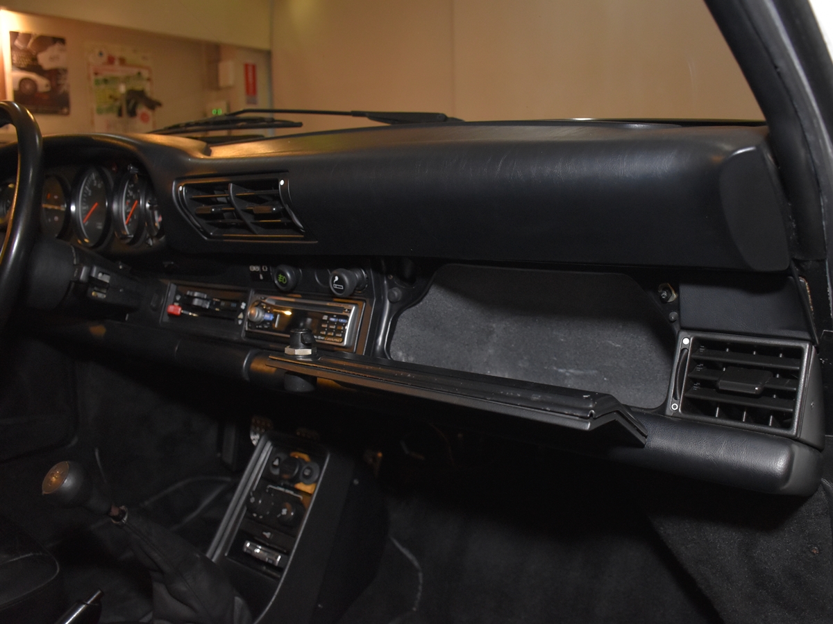 ポルシェ　911(Type930)