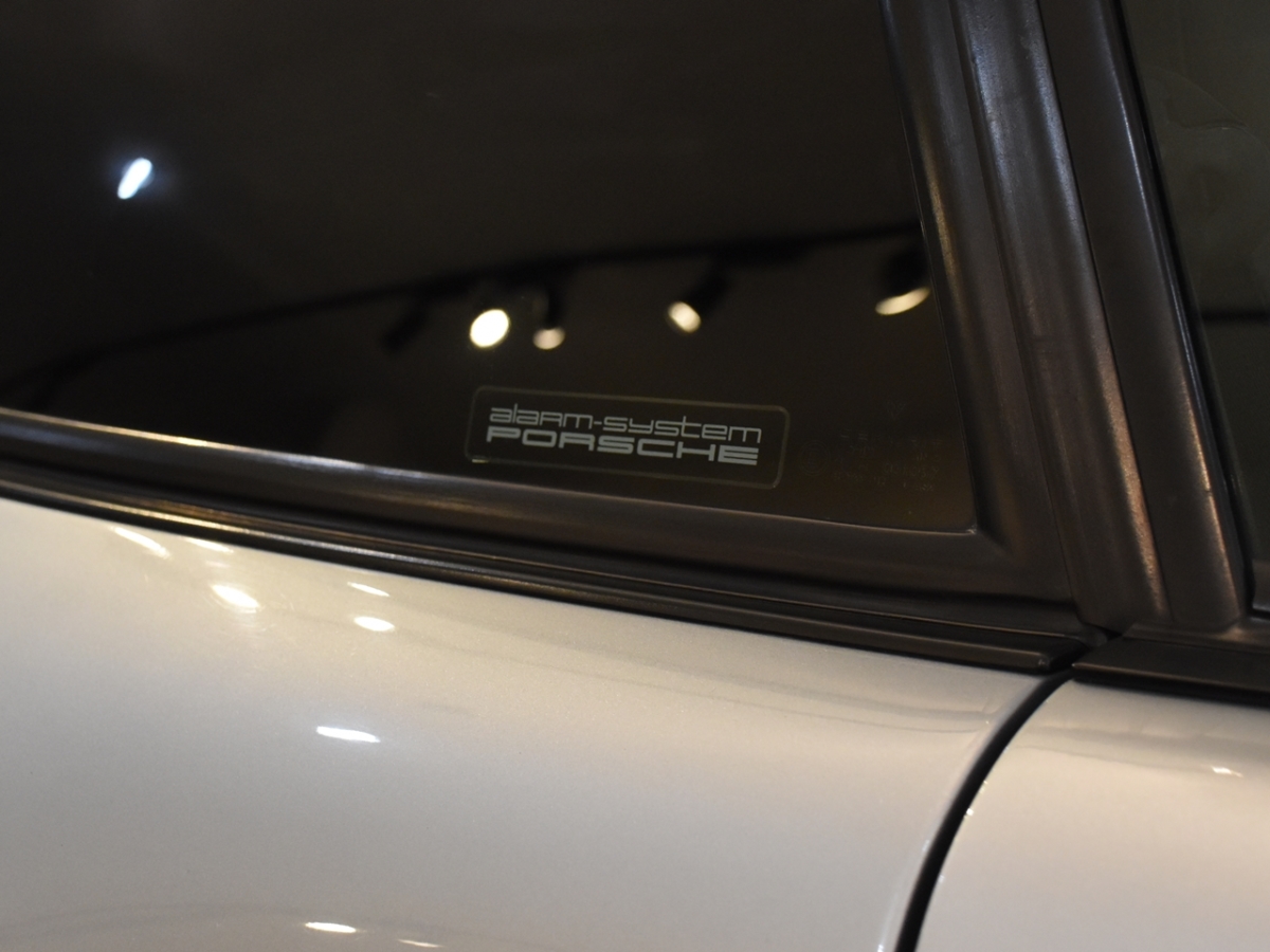 ポルシェ　911(Type993)
