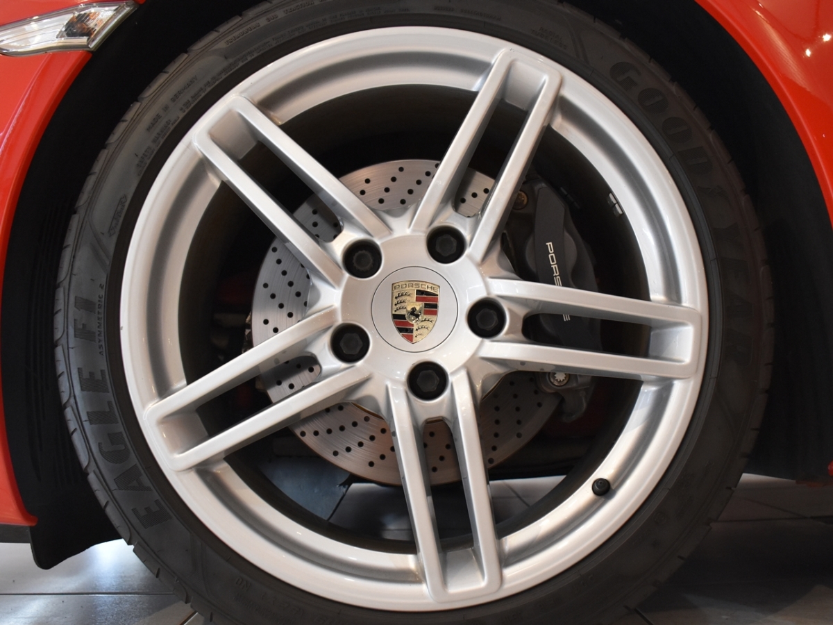 ポルシェ　911(Type991)