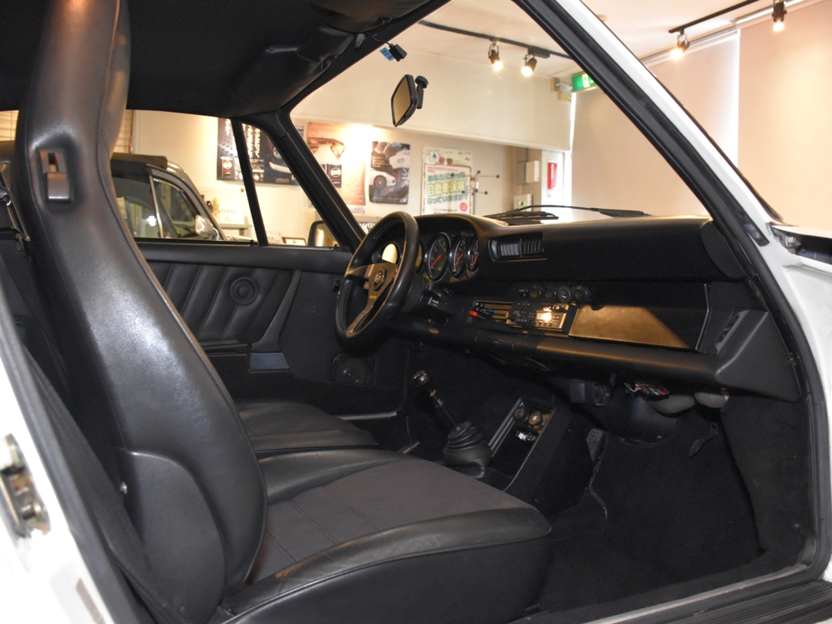 ポルシェ　911(Type930)