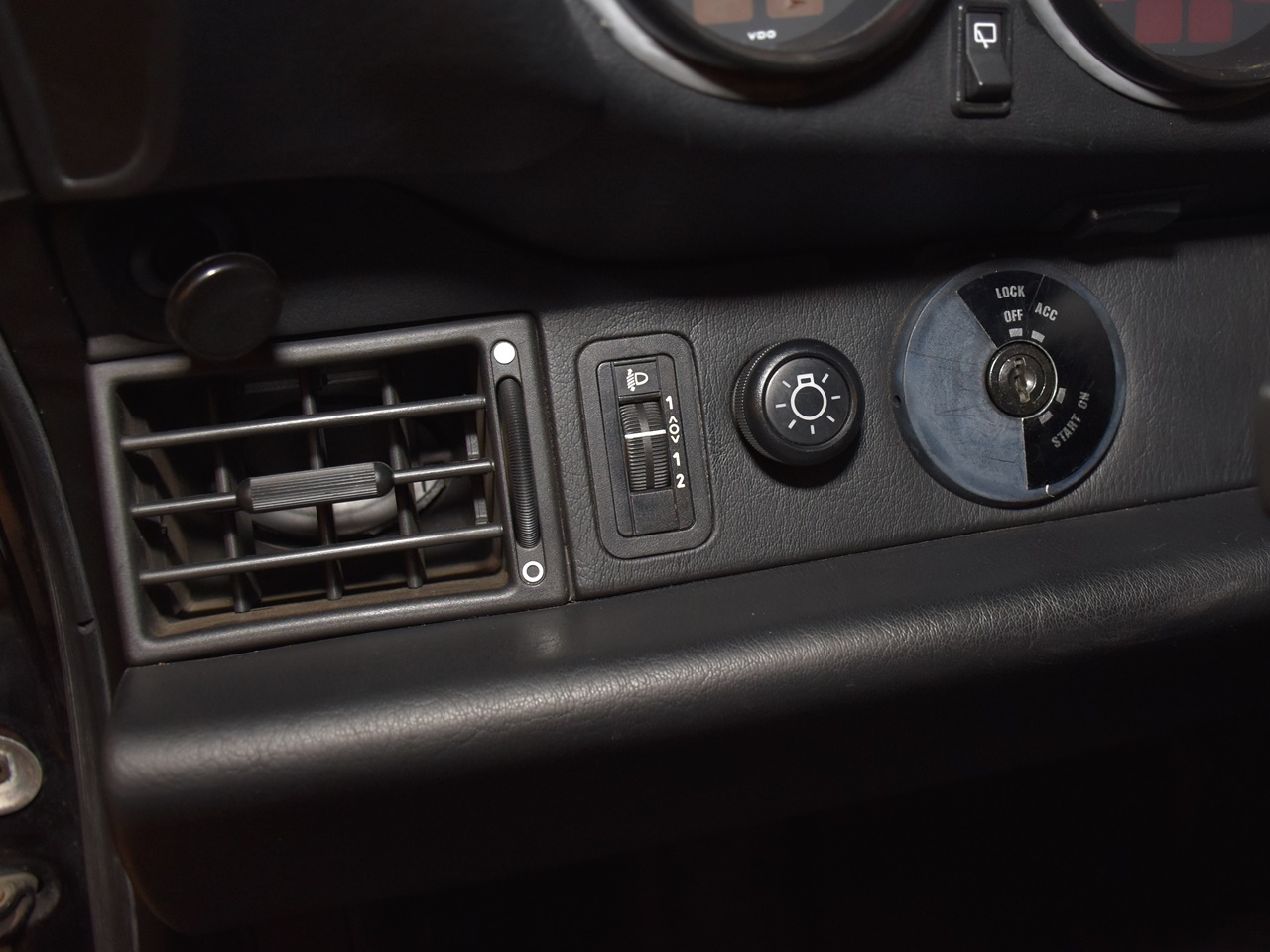 ポルシェ　911(Type964)