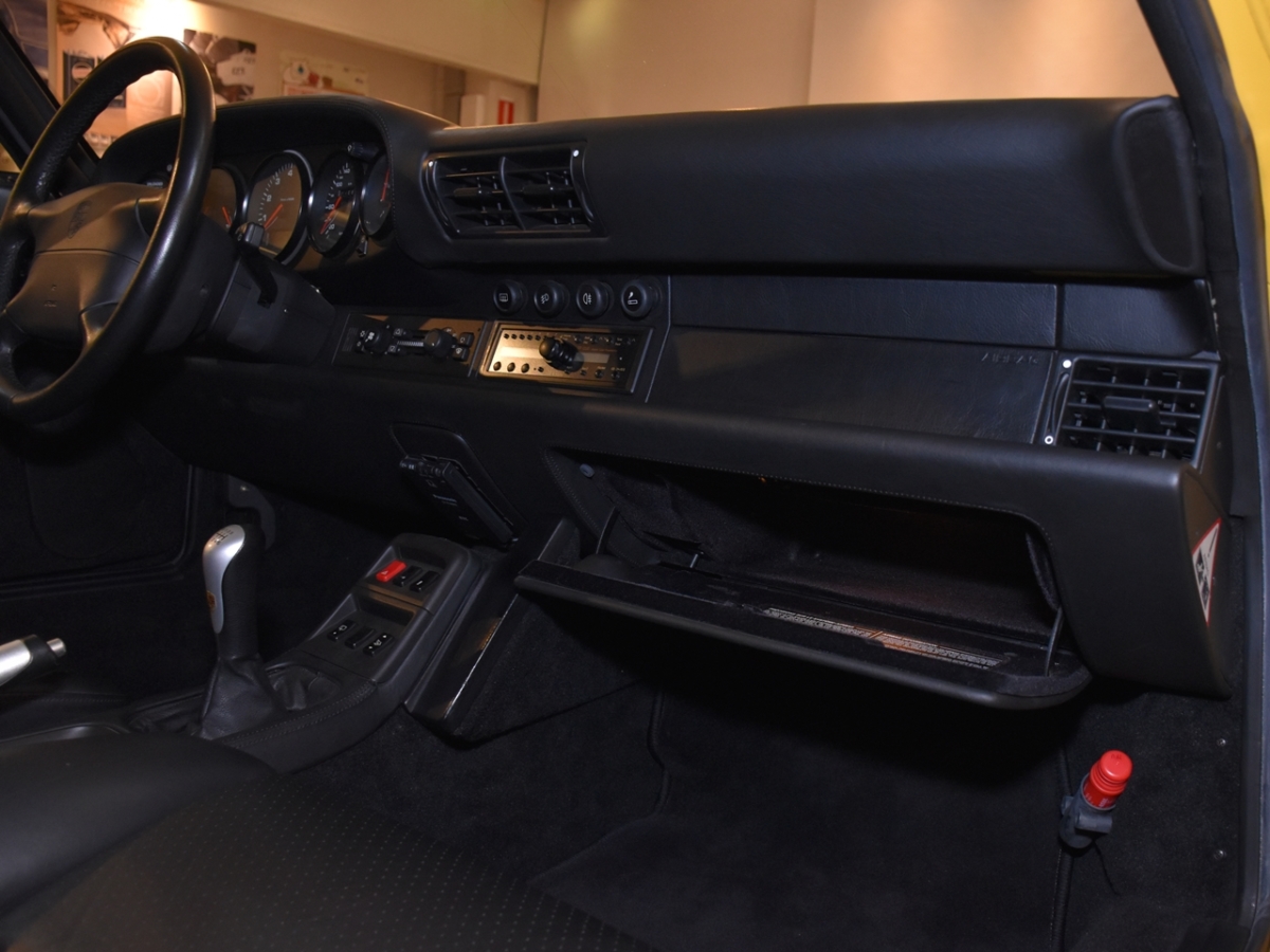 ポルシェ　911(Type993)