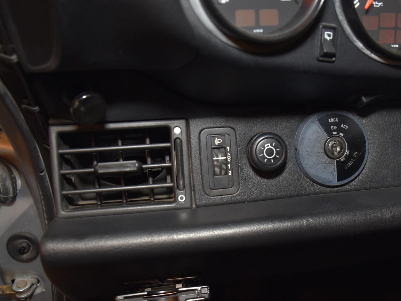 ポルシェ　911(Type964)