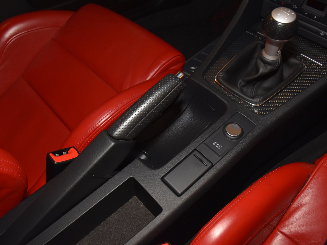 アウディ　RS4