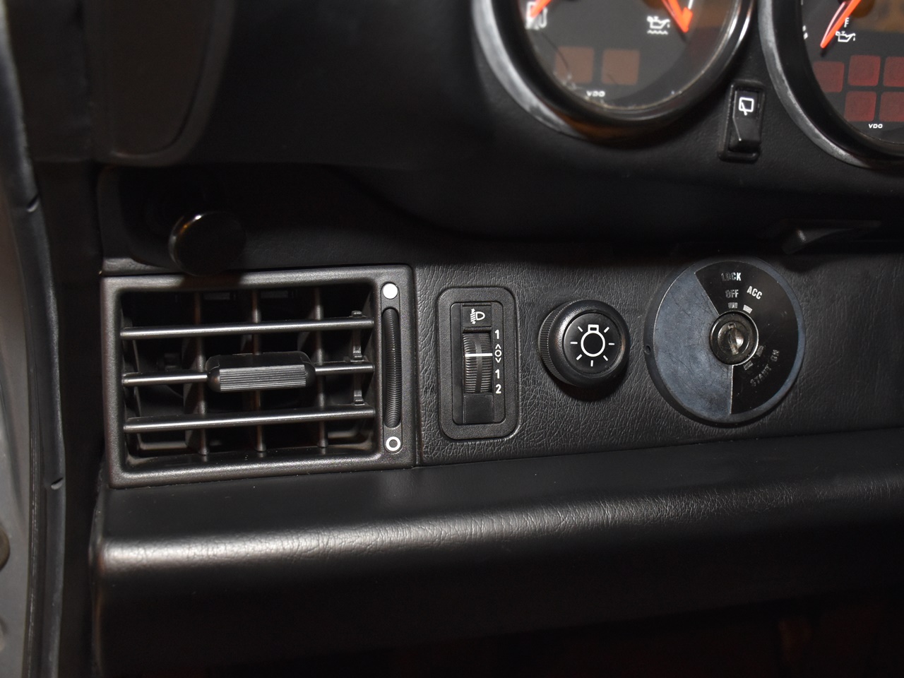 ポルシェ　911(Type964)