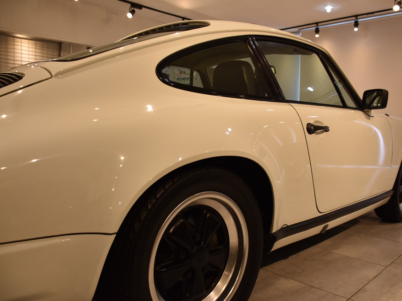 ポルシェ　911(Type930)