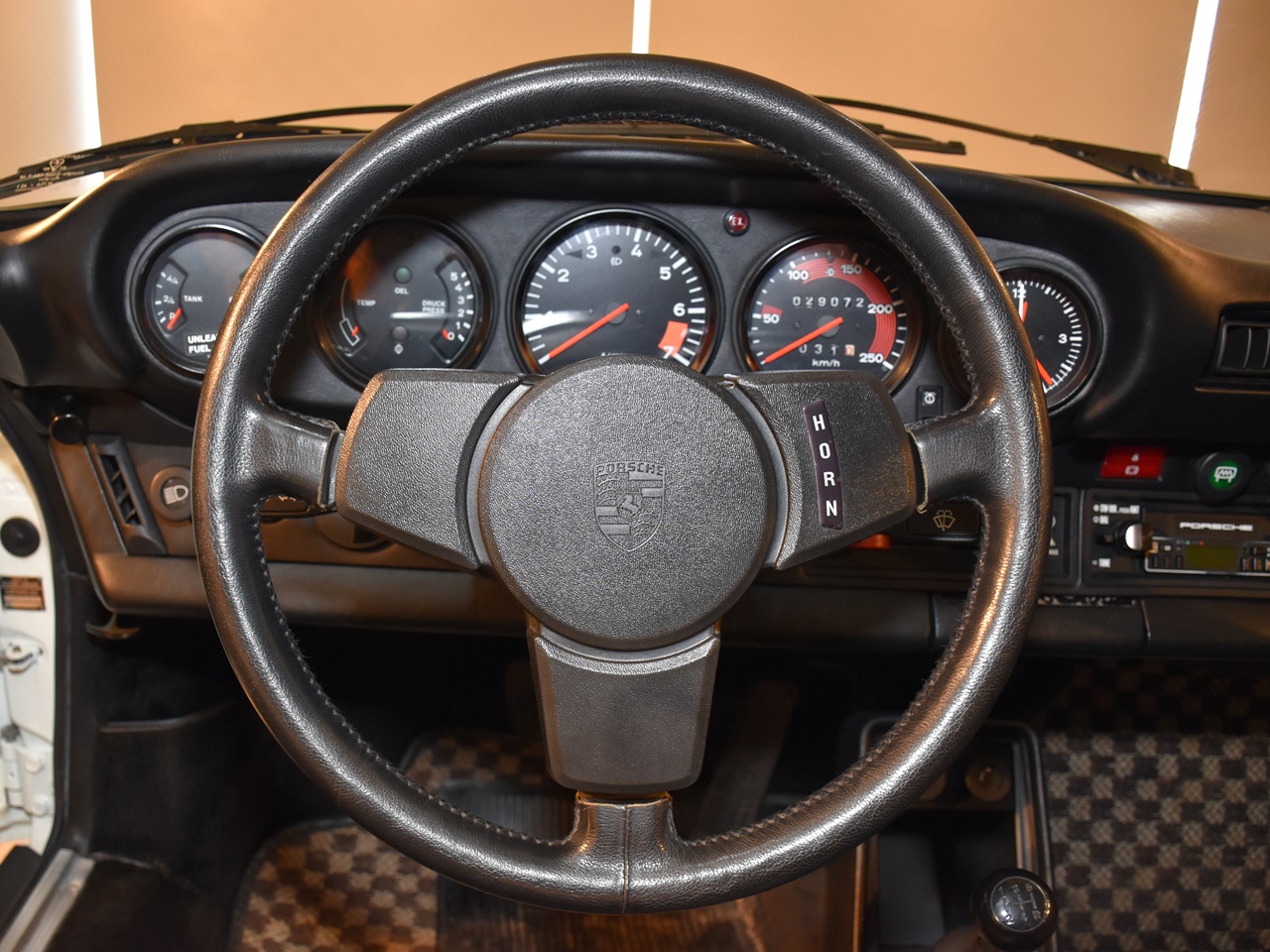 ポルシェ　911(Type930)
