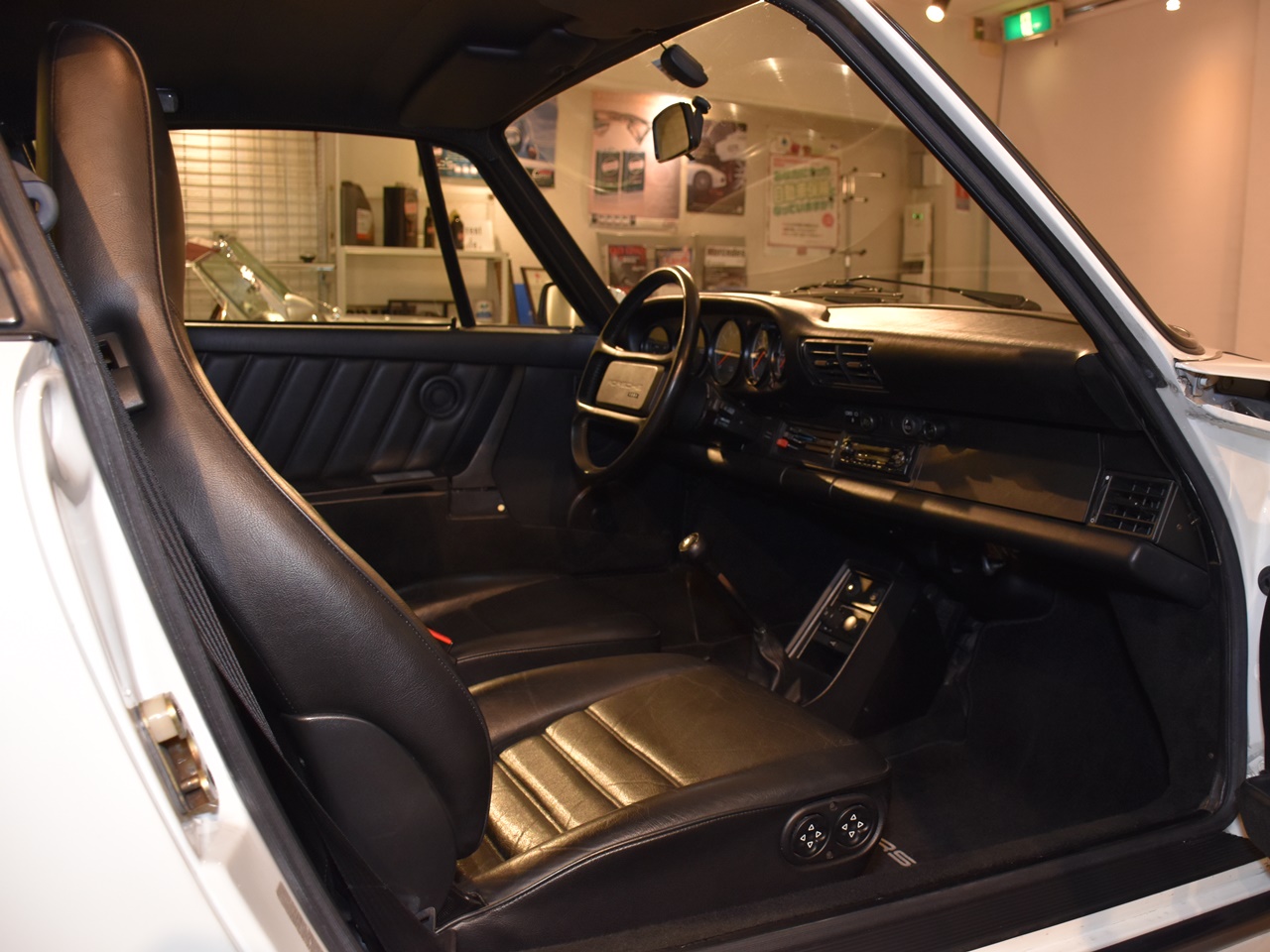 ポルシェ　911(Type930)