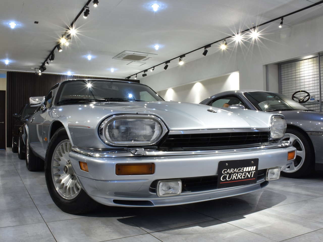 ジャガー　XJ-S