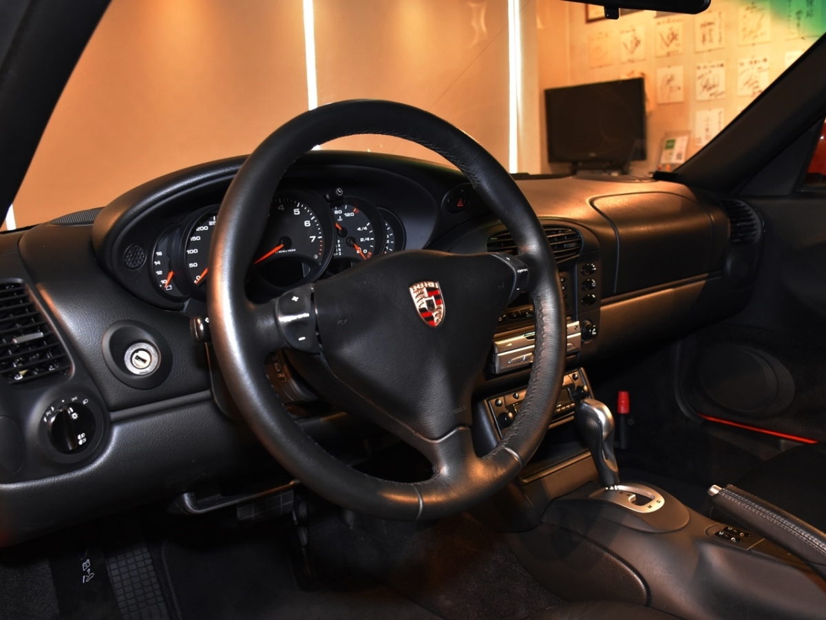 ポルシェ　911(Type996)