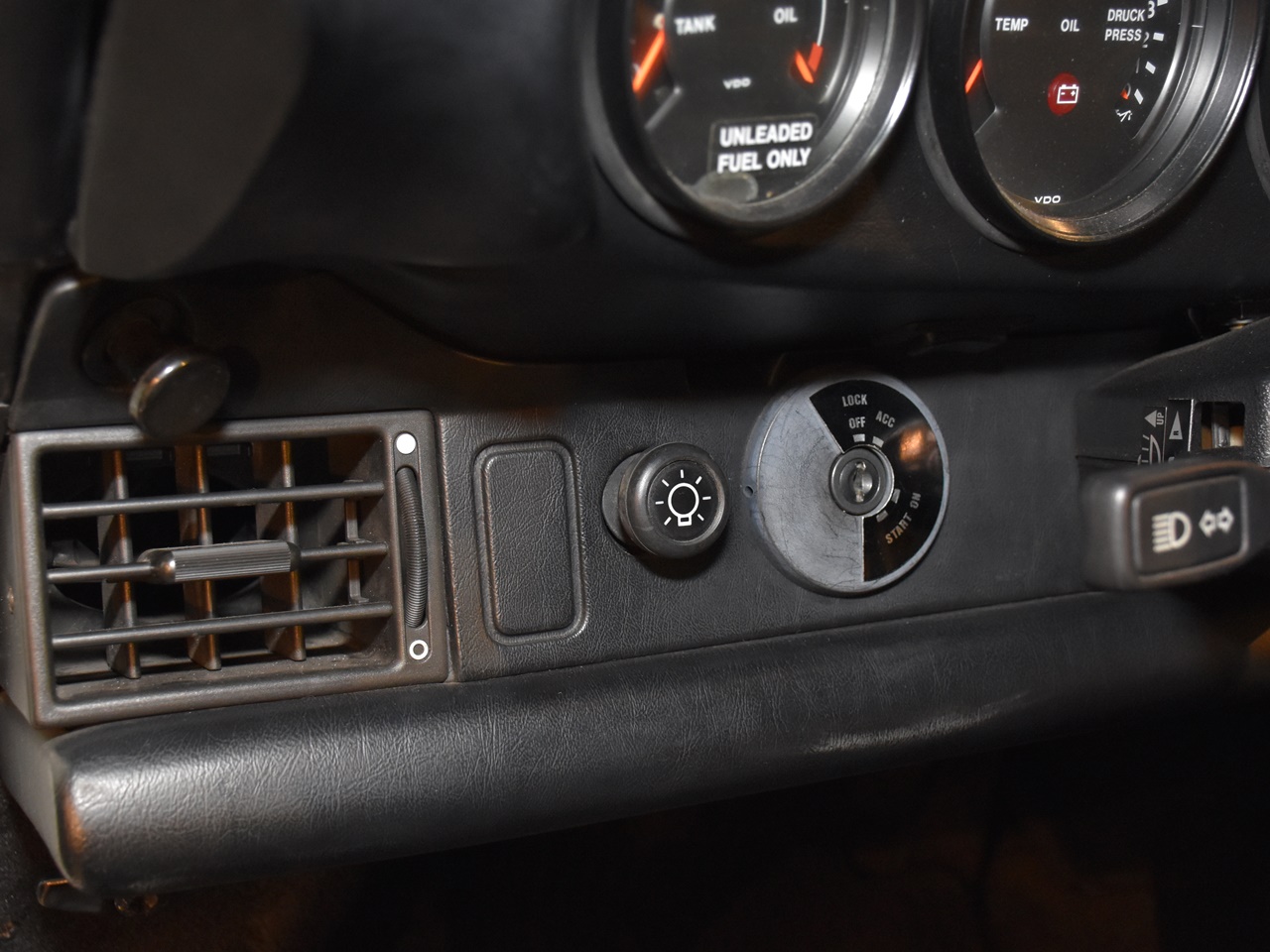 ポルシェ　911(Type930)