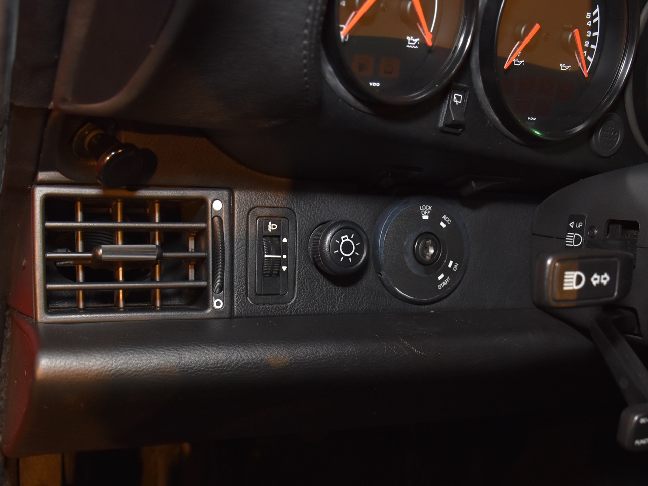 ポルシェ　911(Type964)