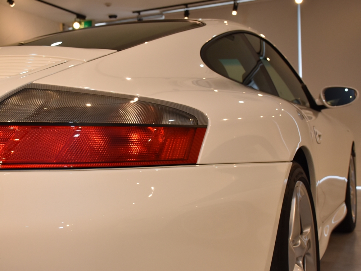 ポルシェ　911(Type996)