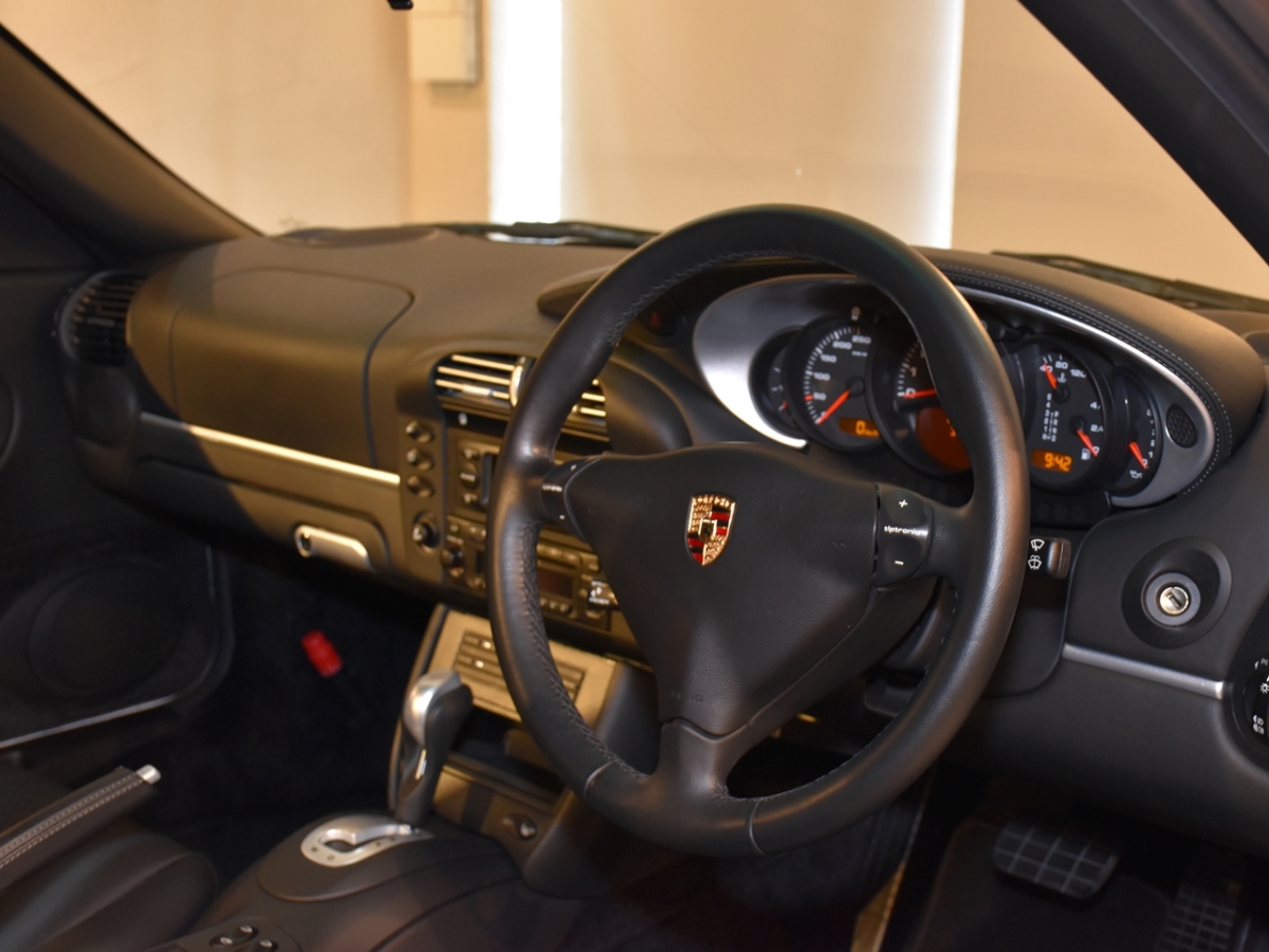 ポルシェ　911(Type996)