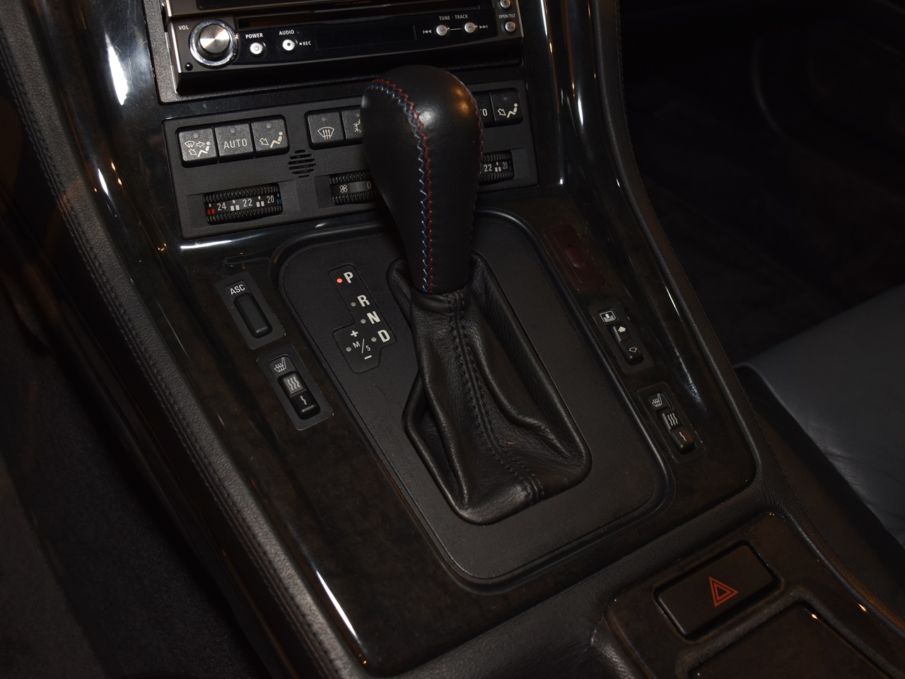 BMW　8シリーズ