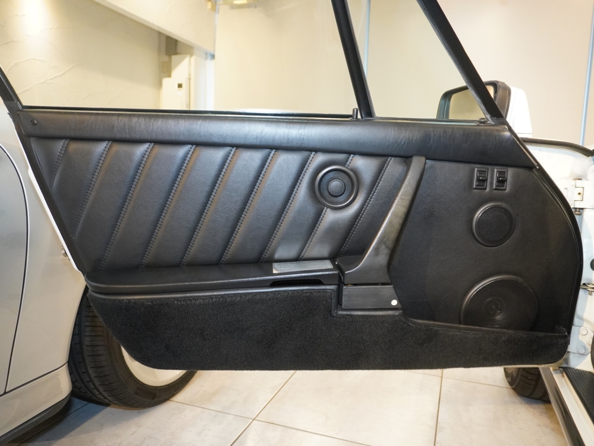 ポルシェ　911(Type930)