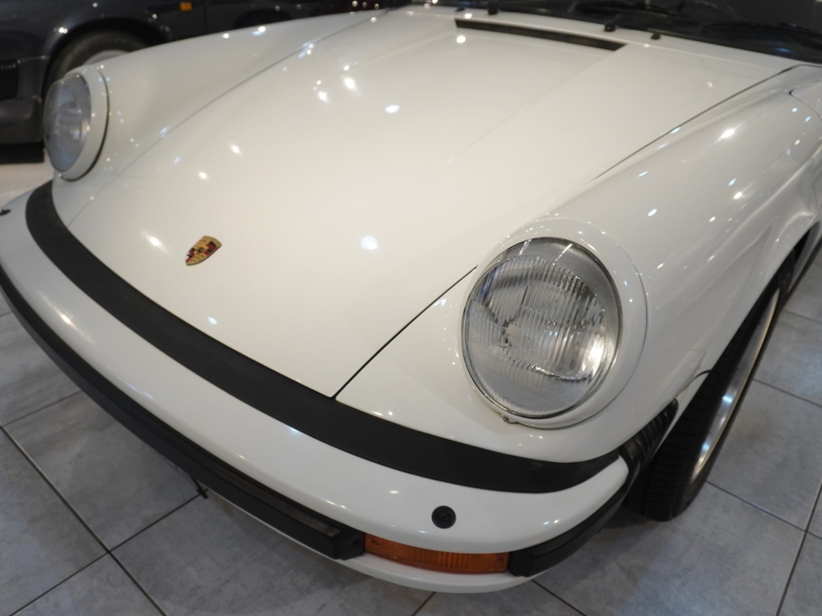 ポルシェ　911(Type930)