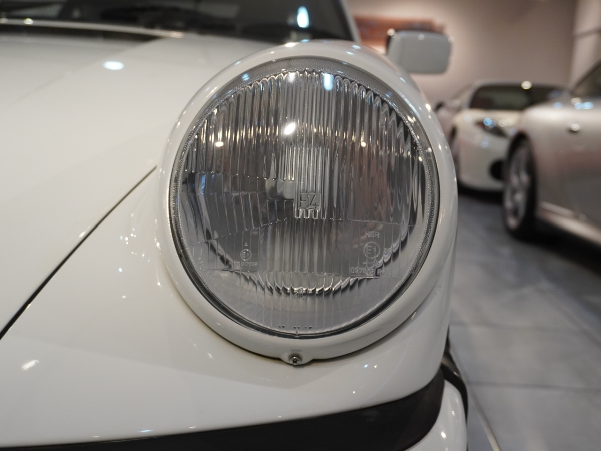 ポルシェ　911(Type930)