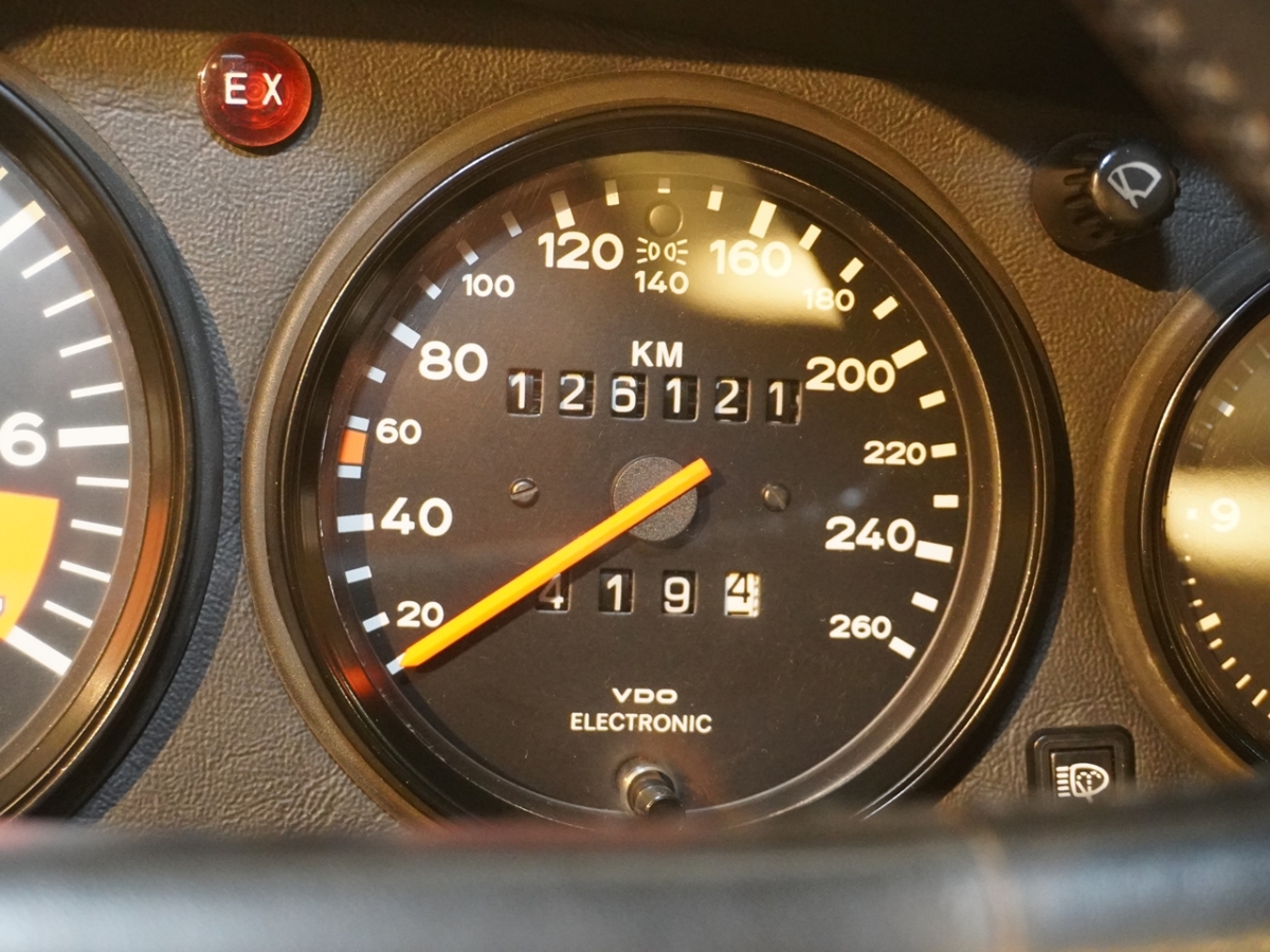 ポルシェ　911(Type930)
