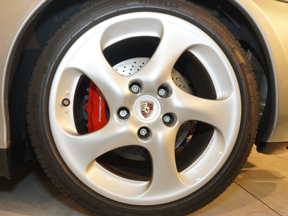 ポルシェ　911(Type996)