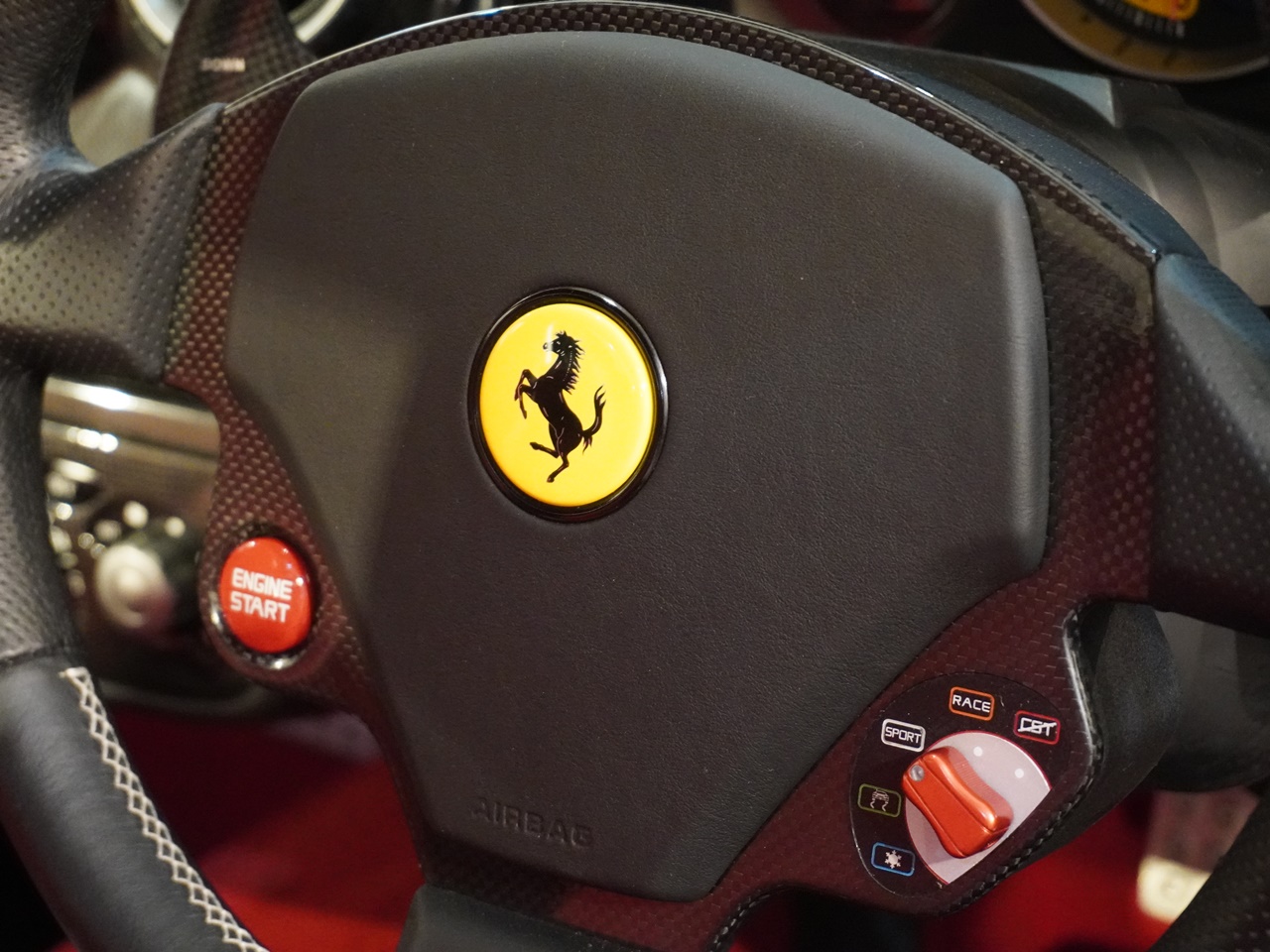 フェラーリ　F430