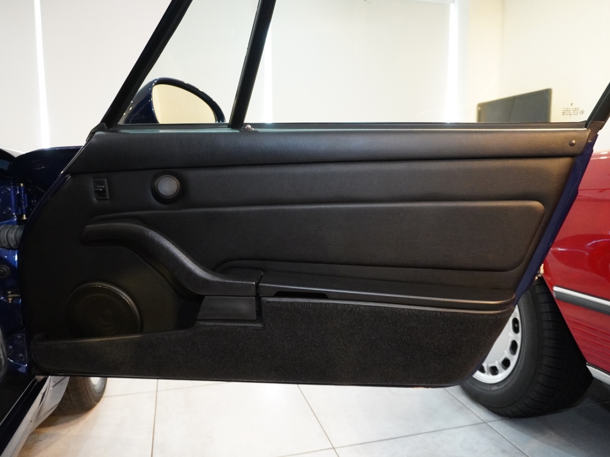 ポルシェ　911(Type993)