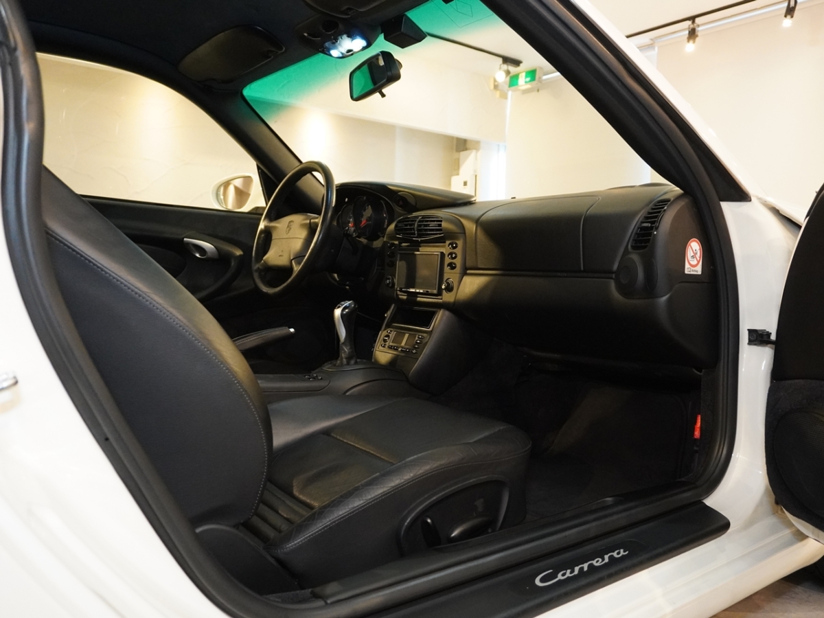 ポルシェ　911(Type996)