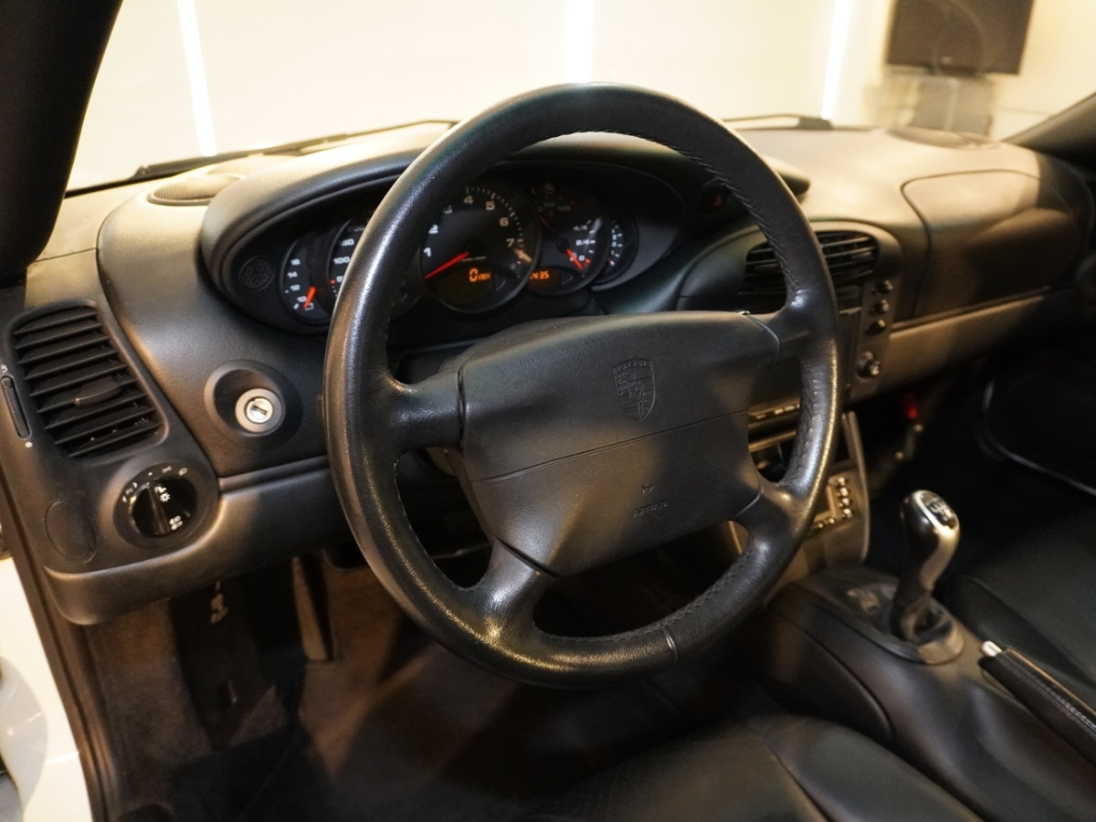 ポルシェ　911(Type996)