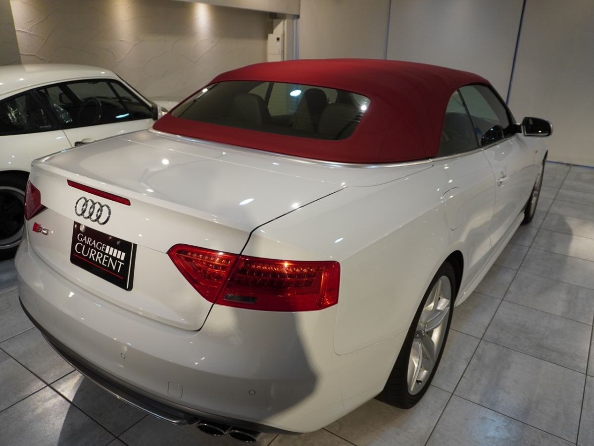 アウディ　S5