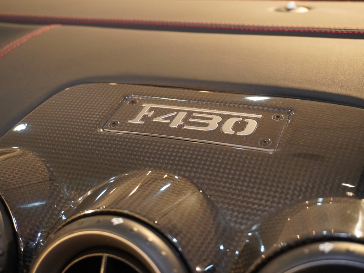 フェラーリ　F430