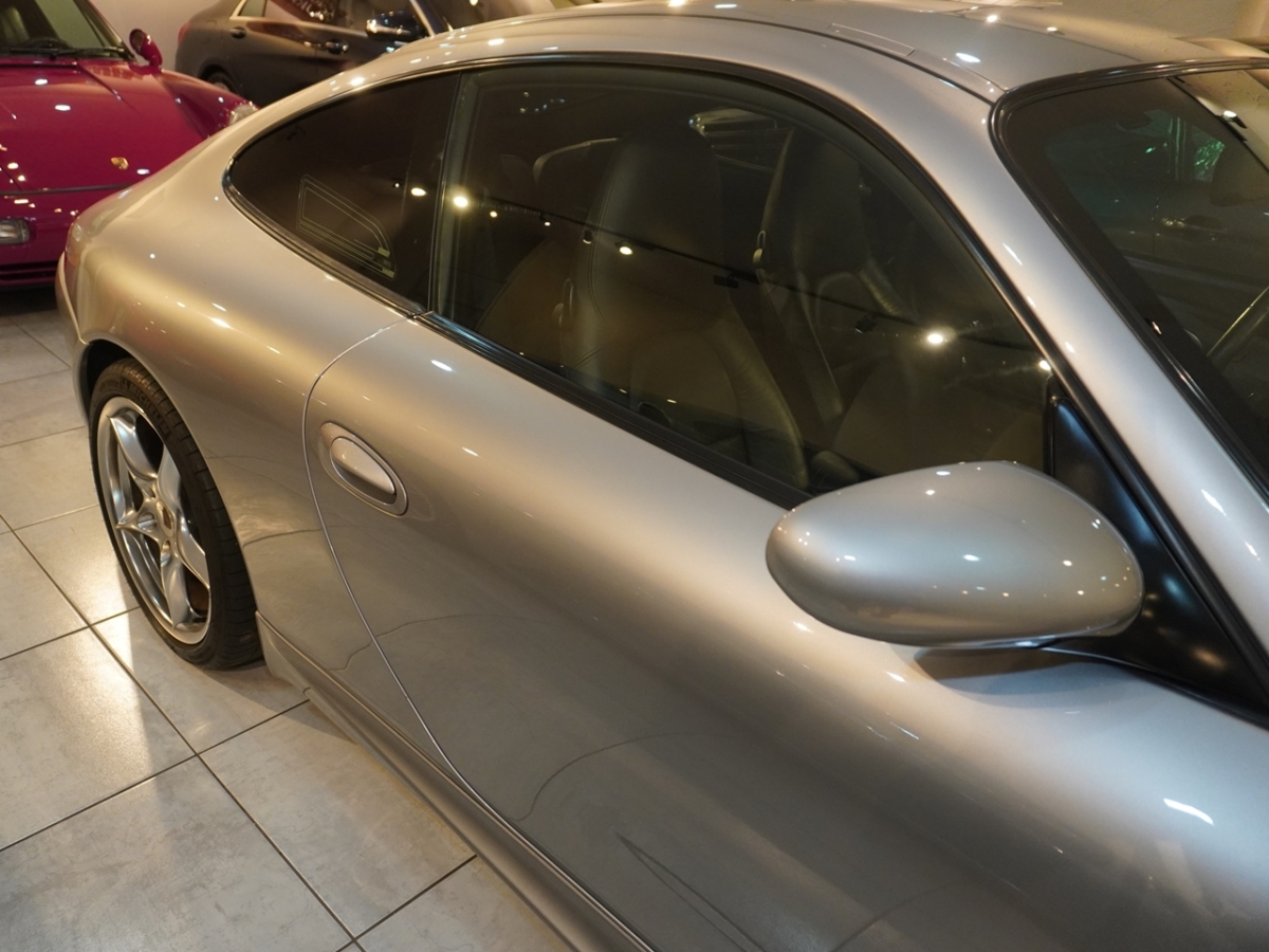 ポルシェ　911(Type996)