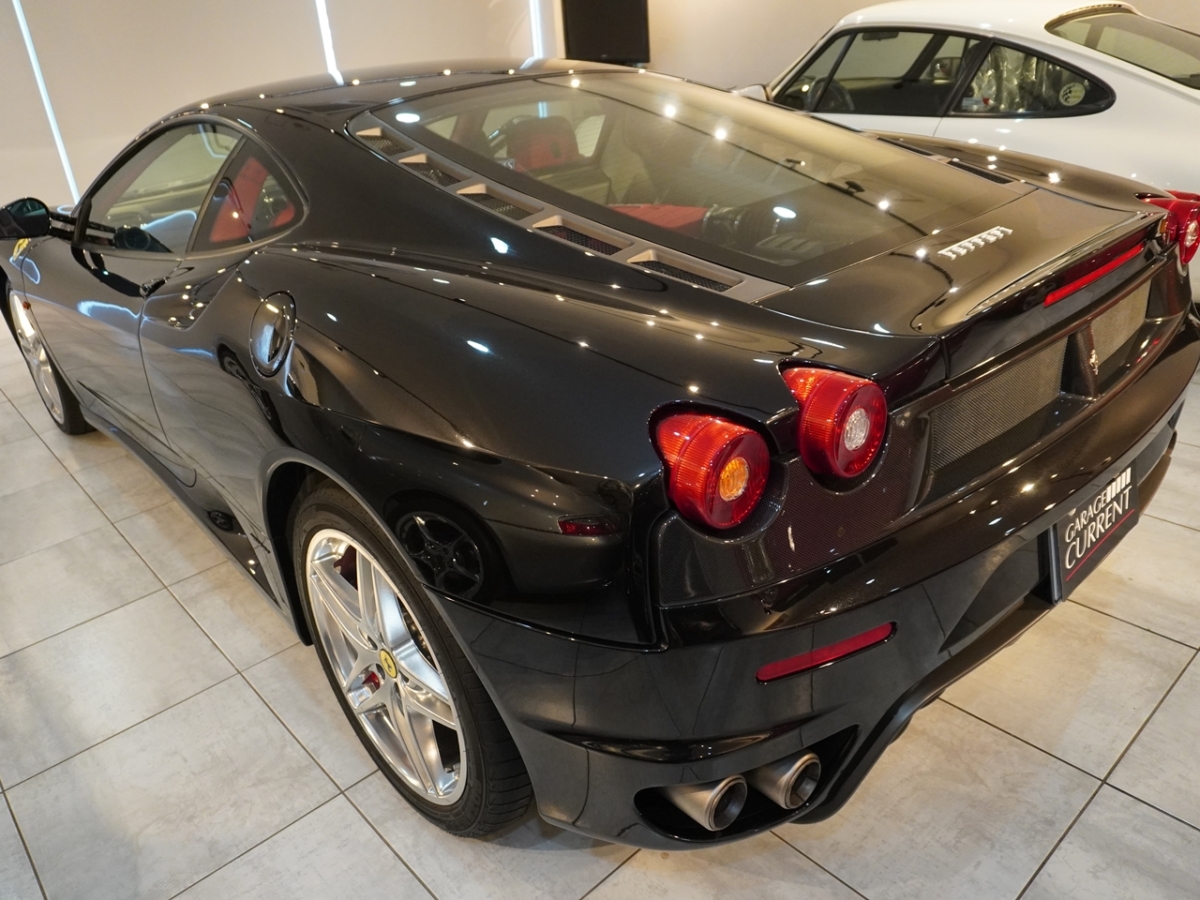 フェラーリ　F430