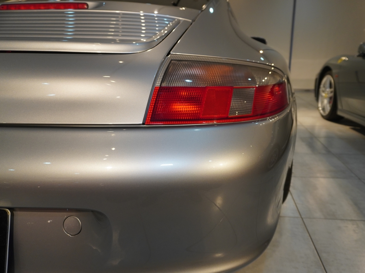 ポルシェ　911(Type996)