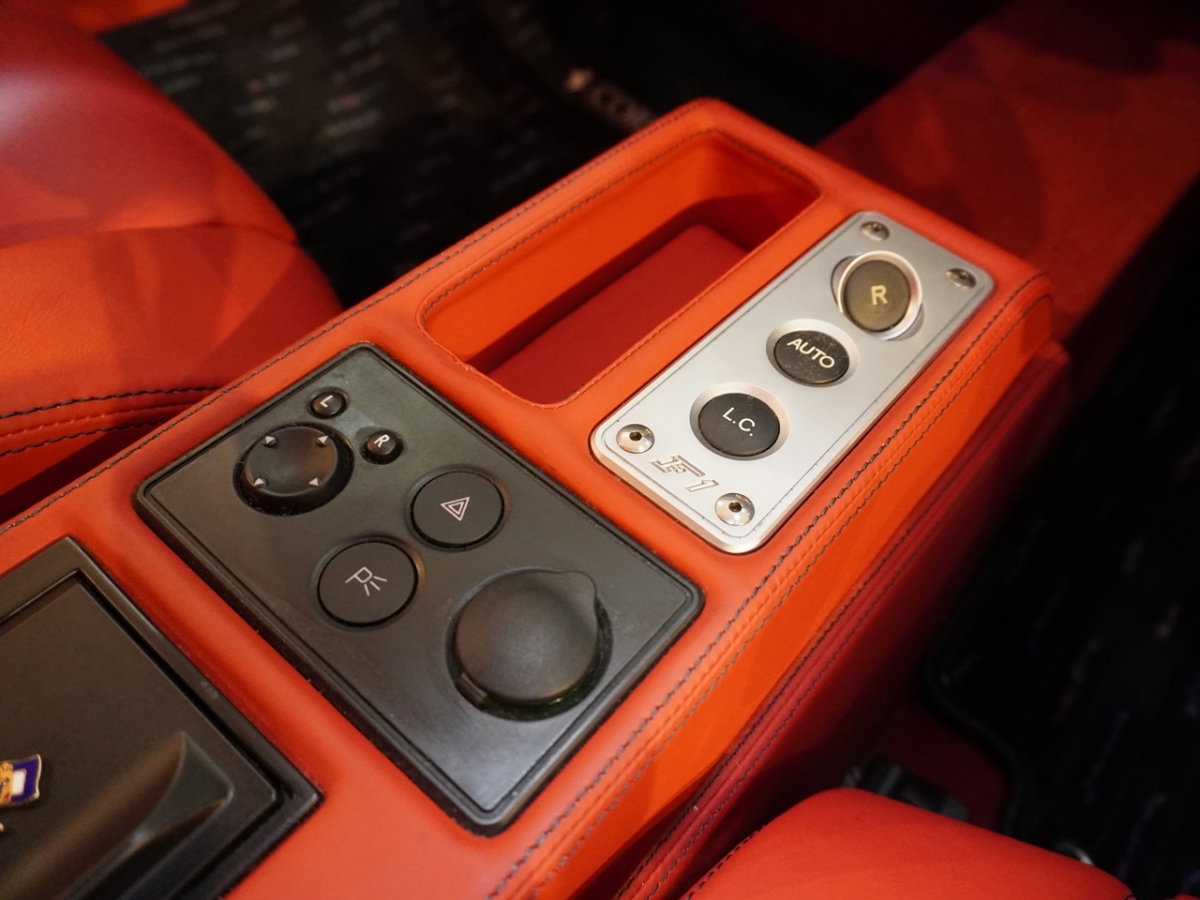 フェラーリ　F430