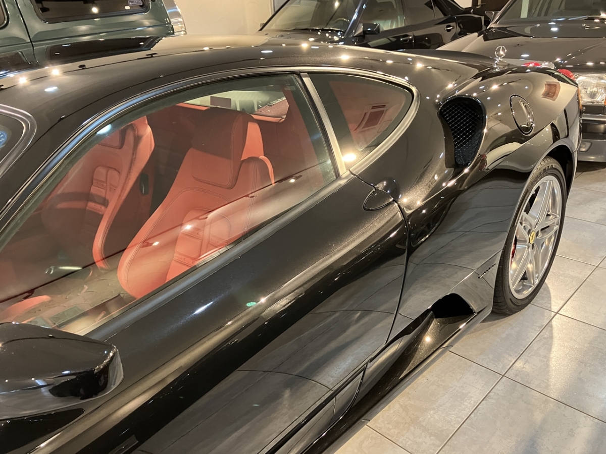 フェラーリ　F430