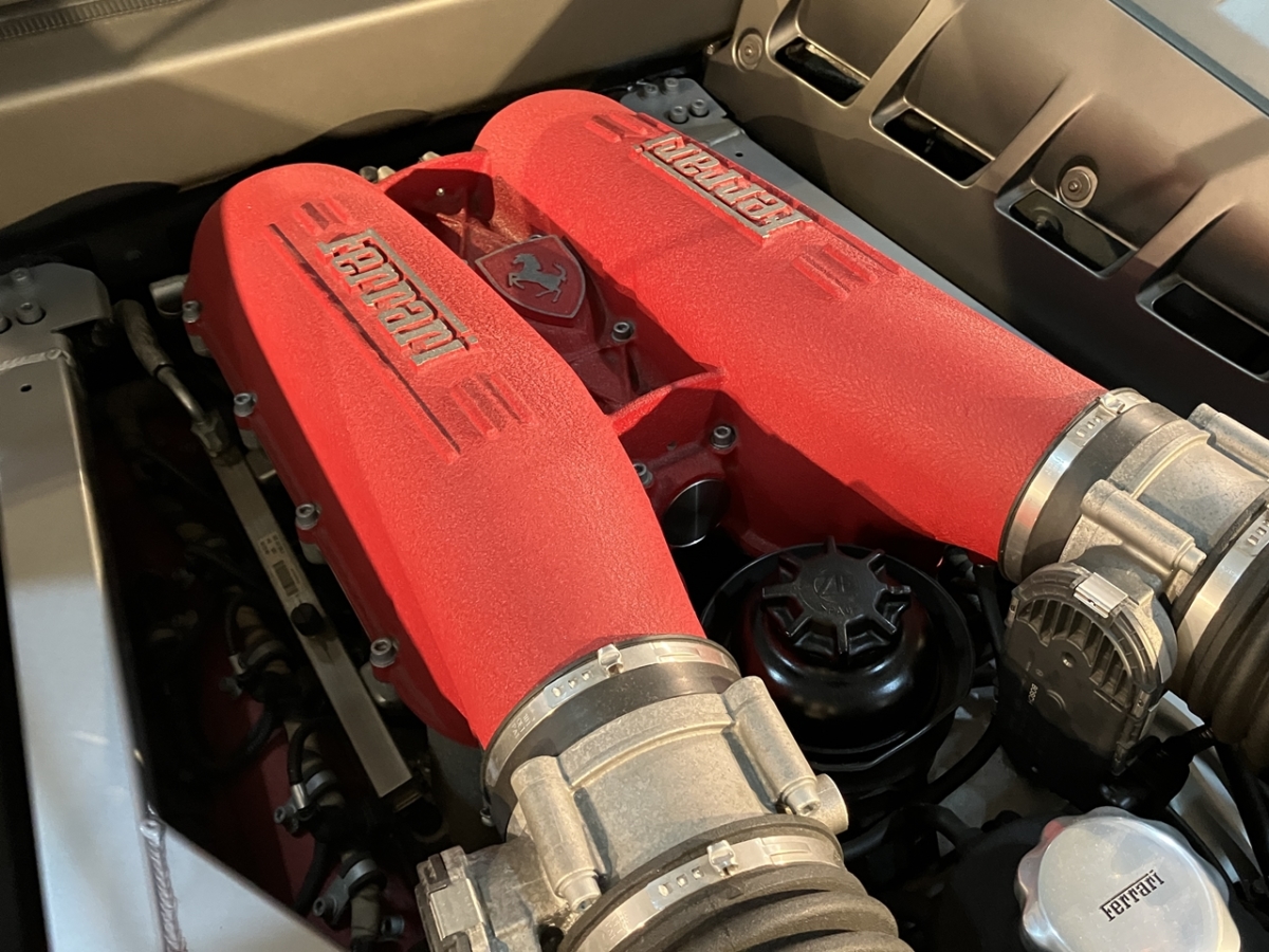 フェラーリ　F430
