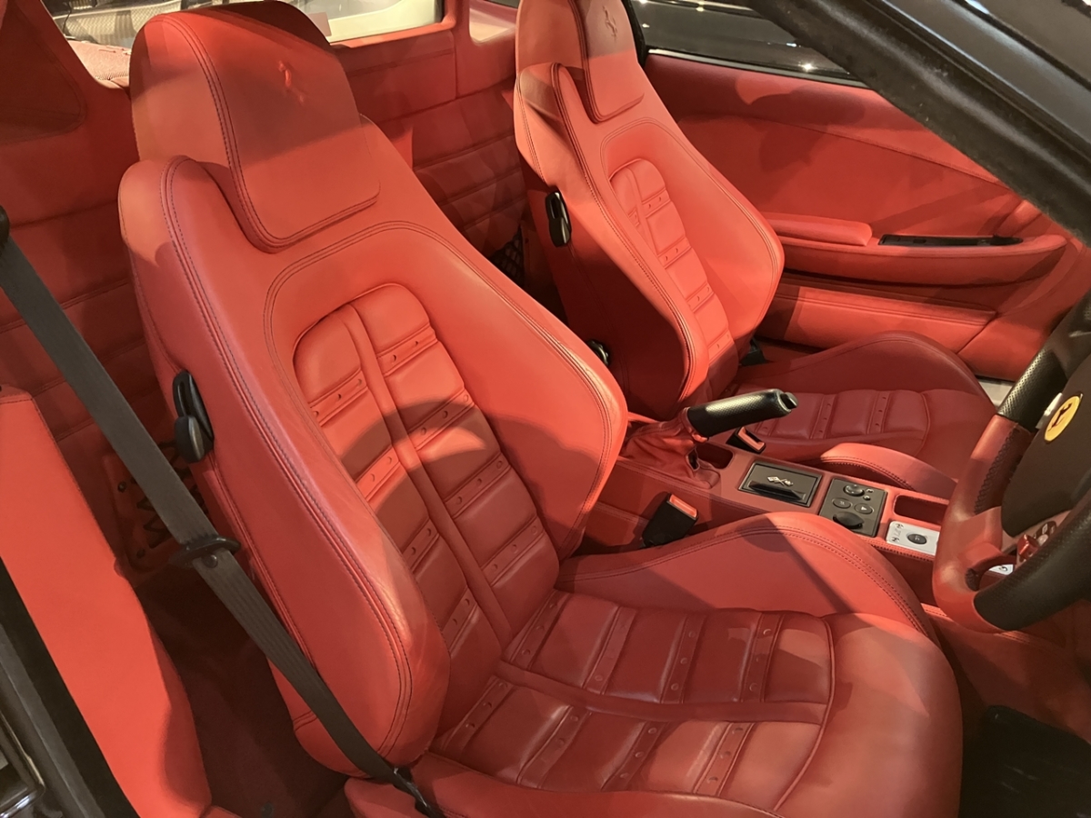 フェラーリ　F430