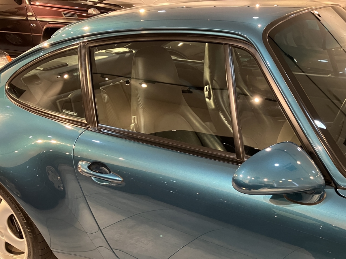 ポルシェ　911(Type993)